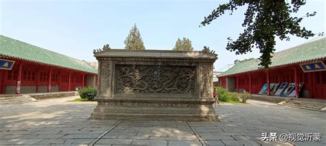 ¡Sumérgete en la Historia y la Belleza del Templo de Confucio de Linyi!