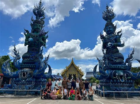  El Santuario de los Tigres en Chiang Rai: ¡Un Refugio para Felinos y Aventuras Memorables!